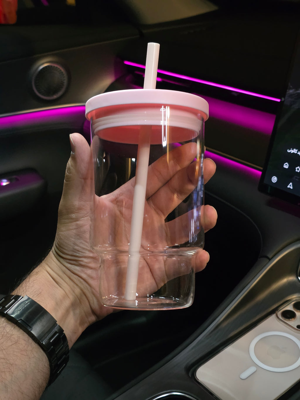Blush Sip 700ML aesthetic glass tumbler held in hand